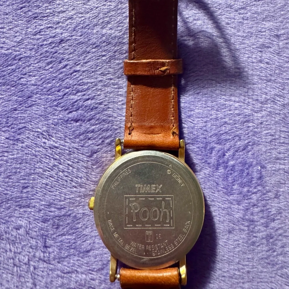 1990 Disney’s Winnie the Pooh Watch with Original Brown Leather Strap